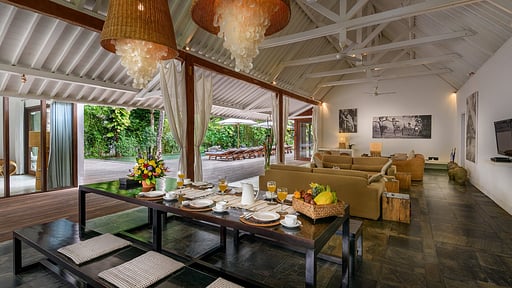Villa Liola Dining area