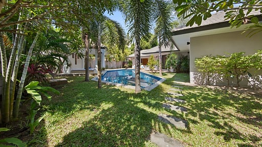 Villa Lipa Talay Haa Сад