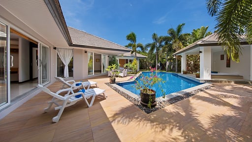 Villa Lipa Talay Haa Бассейн