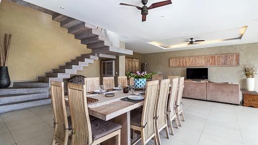 Villa Lisa Dining area