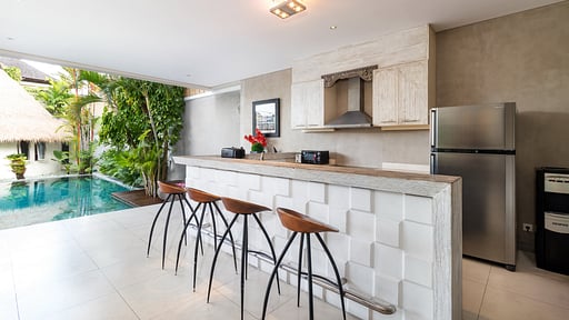 Villa Lisa Kitchen