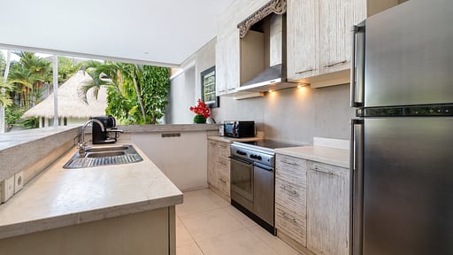 Villa Lisa Kitchen