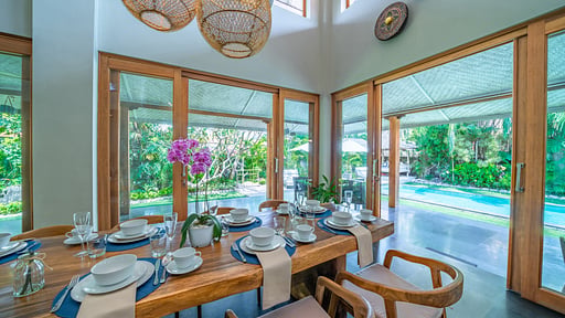 Villa Litera Canggu Salle à manger
