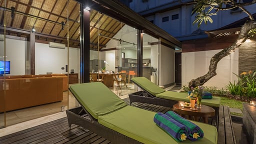 Villa Litera Seminyak Terras/Veranda