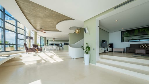 Villa Lithop Salon