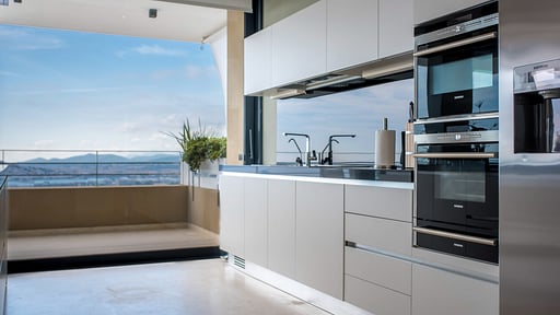 Villa Lithop Cuisine