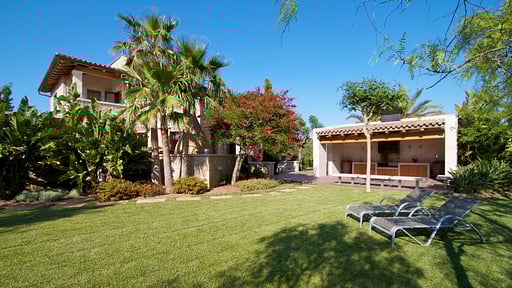 Villa Llenaire Others