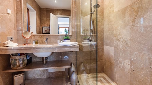 Villa Llenaire Bedroom 1