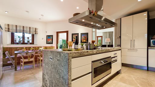 Villa Llenaire Kitchen