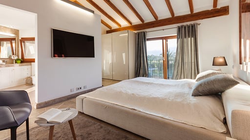 Villa Llenaire Bedroom 4