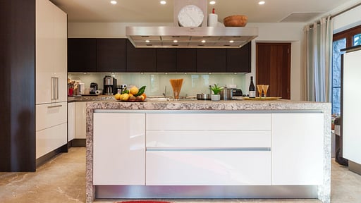 Villa Llenaire Kitchen