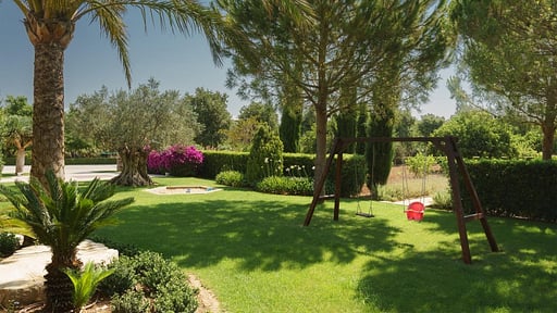 Villa Llenaire Garden