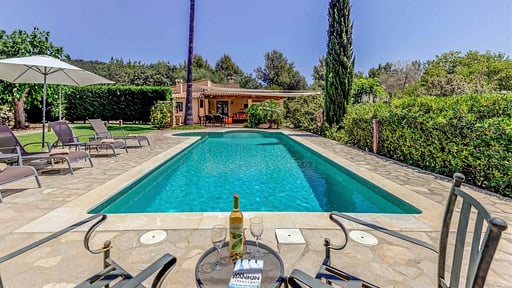 Villa Llenyater Piscina