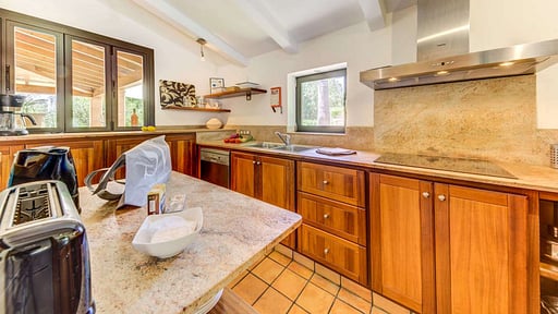 Villa Llenyater Cucina