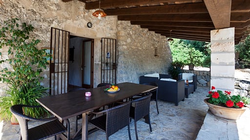 Villa Lloberina Dining area
