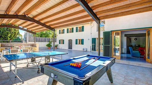 Villa Llobiner Billiard