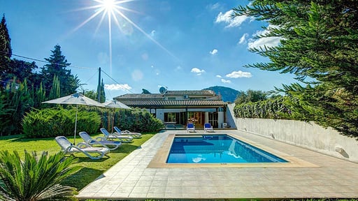 Villa Llobiner Swimming pool