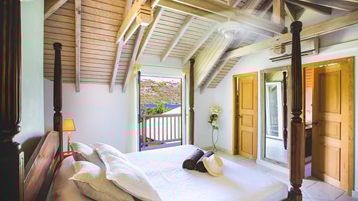 Villa Lo d'Amour Bedroom 1