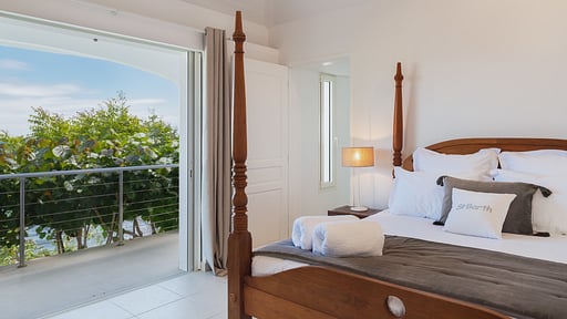 Villa Lo Scoglio Bedroom 1