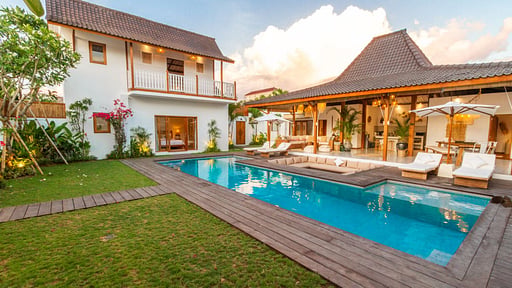 Villa Loma Swimming pool