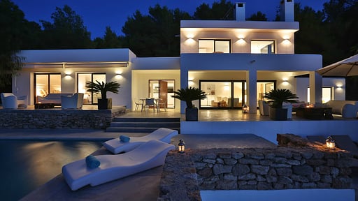 Villa Lomas Others
