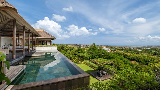 Villa Longhouse Piscine 1