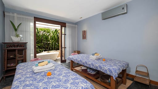 Villa Longhouse Spa