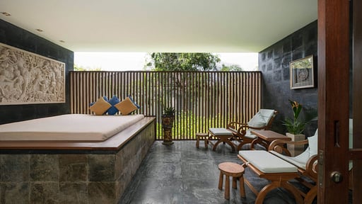 Villa Longhouse Spa
