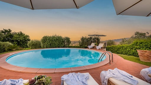 Villa Lontana Swimming pool