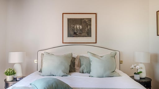 Villa Lontana Bedroom 1