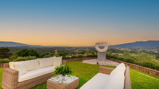 Villa Lontana Terrace/Veranda