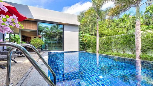 Villa Lora Schwimmbad