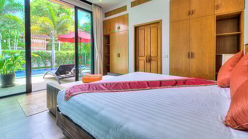 Villa Lora Schlafzimmer 1