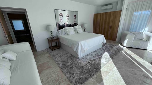 Villa Lorenzo Bedroom 1