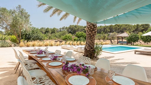 Villa Lorenzo Dining area