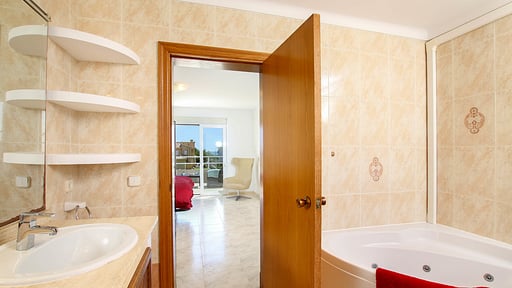 Villa Lorretta Bedroom 1