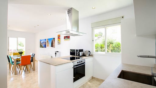 Villa Lorretta Kitchen