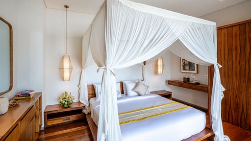 Villa Lotus Bumbak Bedroom 1
