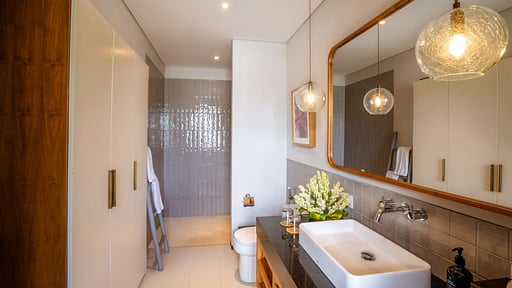 Villa Lotus Bumbak Bedroom 1