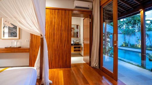 Villa Lotus Bumbak Bedroom 1