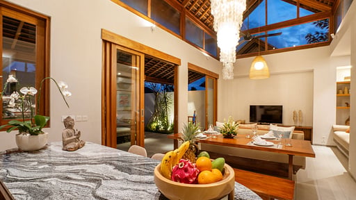 Villa Lotus Bumbak Living room