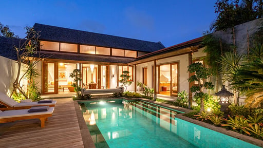 Villa Lotus Bumbak Swimming pool