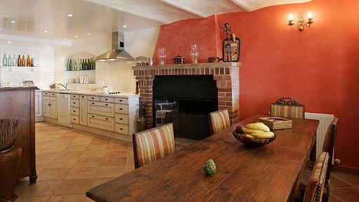 Villa Lou Cade Essecke