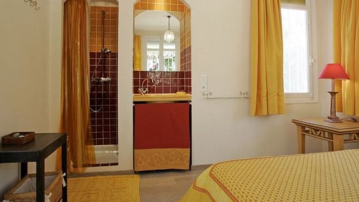 Villa Lou Cade Schlafzimmer 2