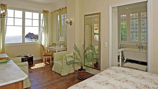 Villa Lou Cade Schlafzimmer 1