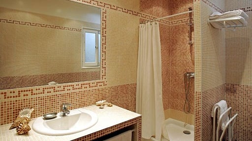 Villa Lou Cade Schlafzimmer 3