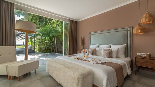 Villa Lou Bedroom 1