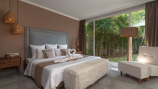 Villa Lou Bedroom 2