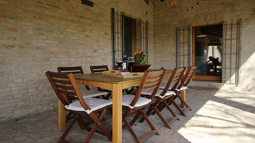Villa Lu Dining area
