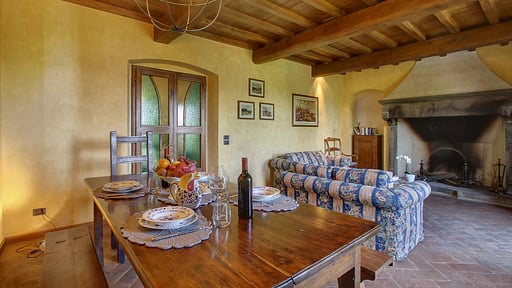 Villa Luce Dining area